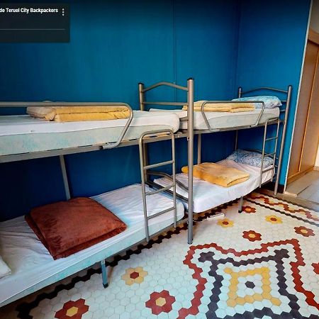 Albergue Internacional De Teruel City Backpackers Экстерьер фото