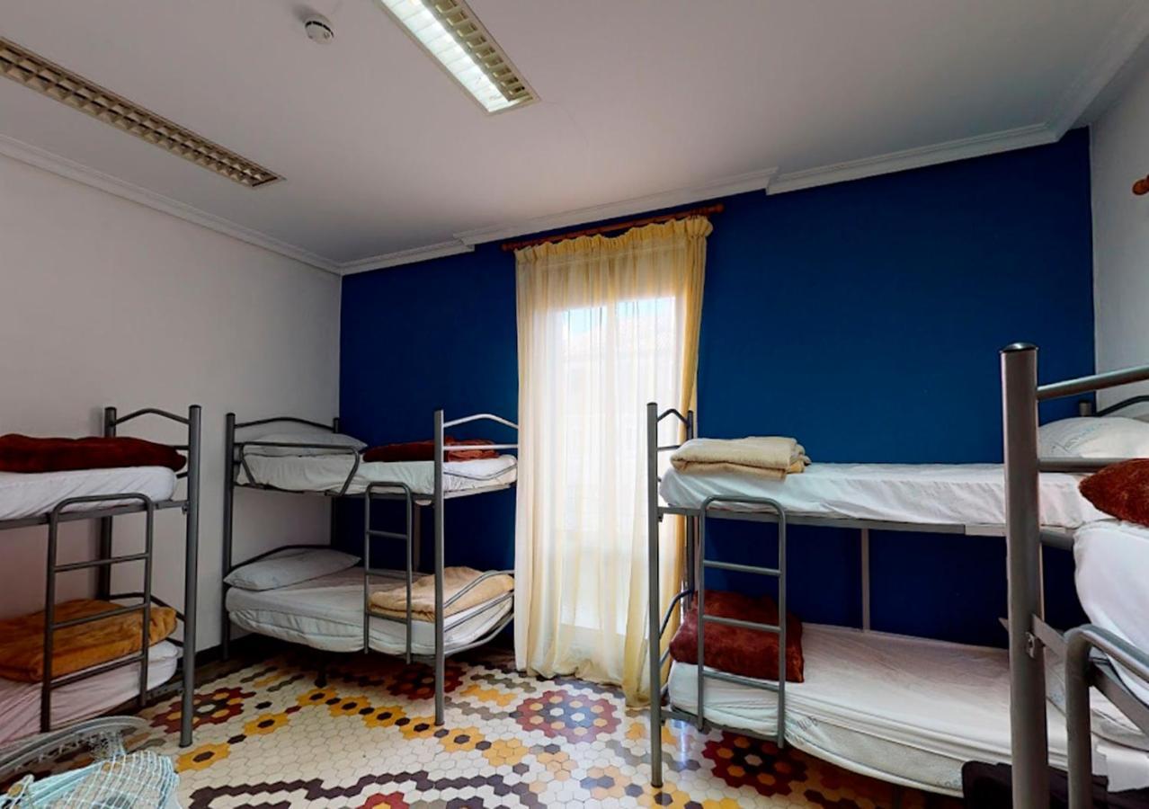 Albergue Internacional De Teruel City Backpackers Экстерьер фото
