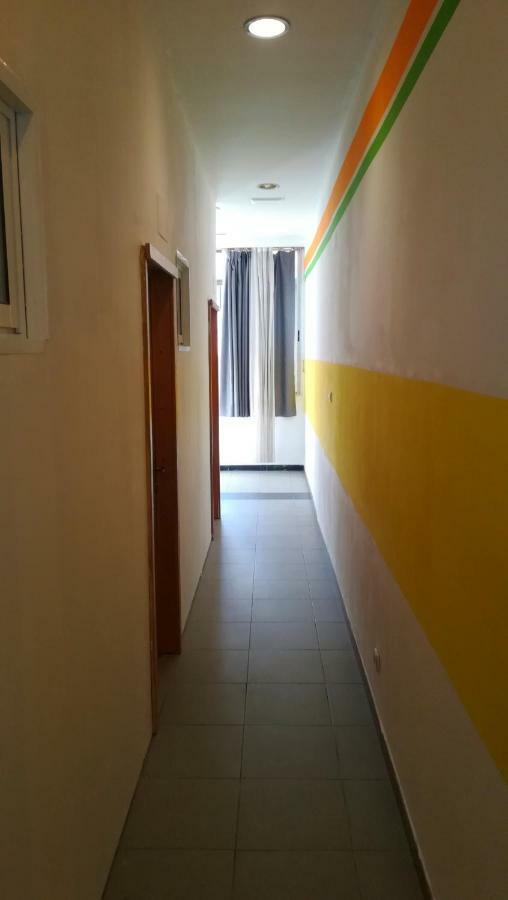 Albergue Internacional De Teruel City Backpackers Экстерьер фото