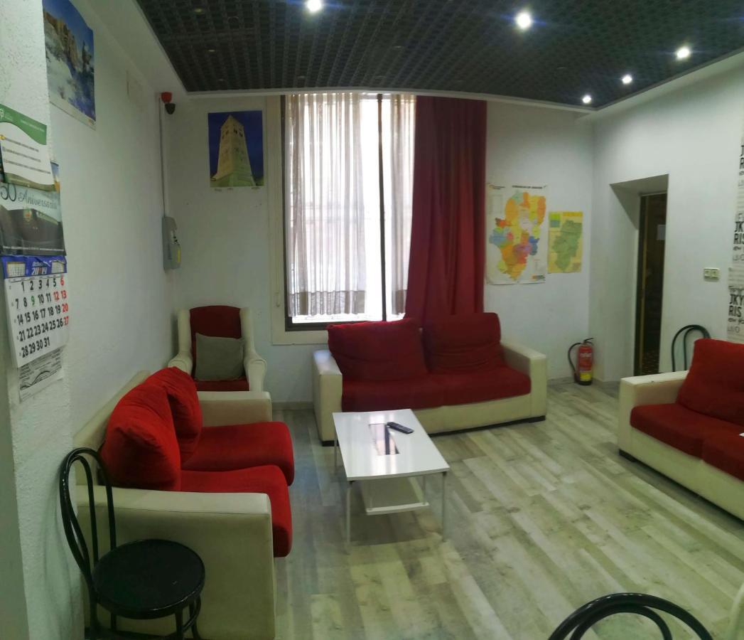 Albergue Internacional De Teruel City Backpackers Экстерьер фото