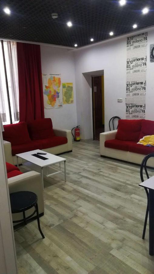 Albergue Internacional De Teruel City Backpackers Экстерьер фото